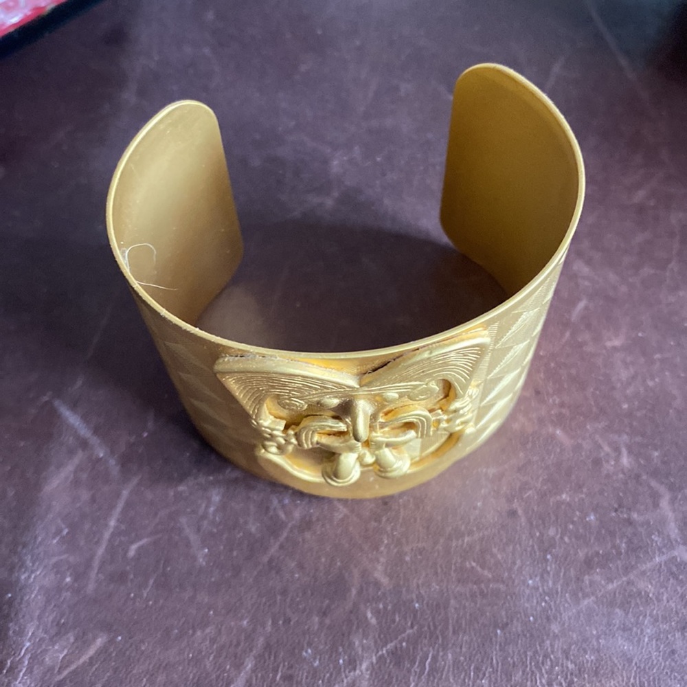 Gold cuff - Picture 2 of 2